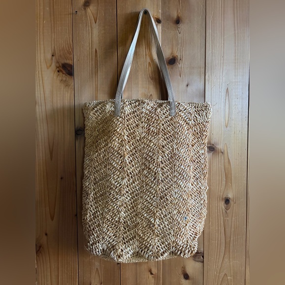 Flora Bella Handbags - Flora Bella Woven Metallic Tote Bag